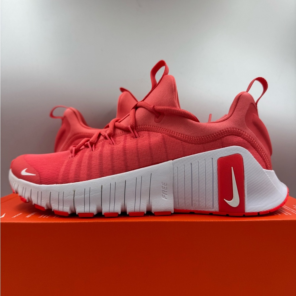 Nike Free Metcon 6 Magic Ember Bright Crimson BRAND NEW Multiple Sizes - Picture 2 of 7